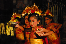 Mini_bali_dancers