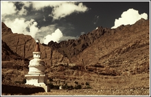 Mini_120207-202836-chorten_hemis